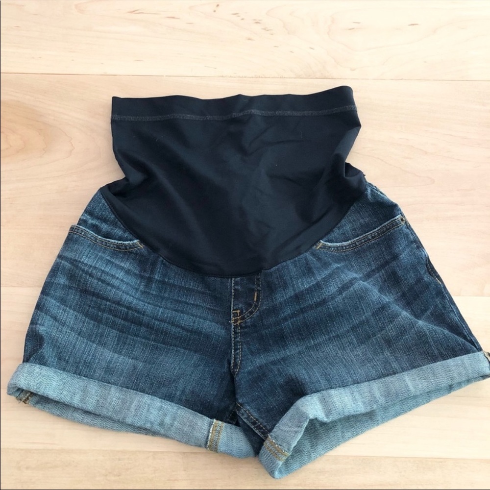 2 Maternity shorts bundle - Picture 1 of 6
